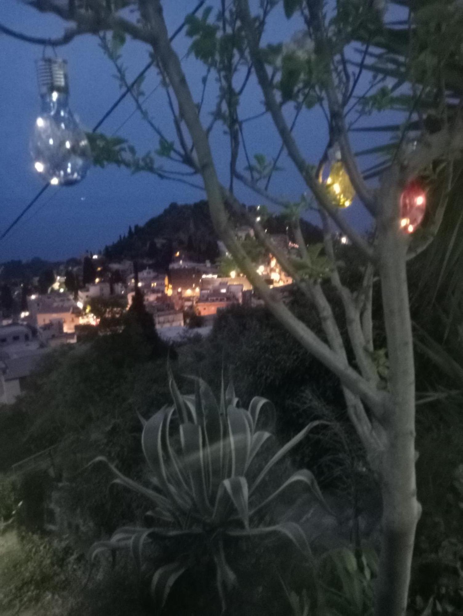 U Castiddanu Breathtaking View Apartment Taormina Phòng bức ảnh