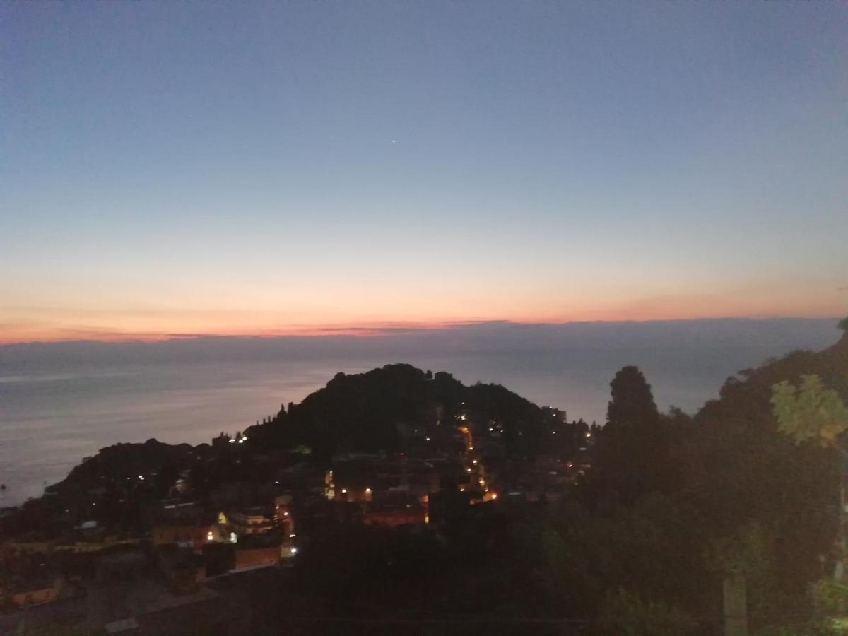 U Castiddanu Breathtaking View Apartment Taormina Ngoại thất bức ảnh